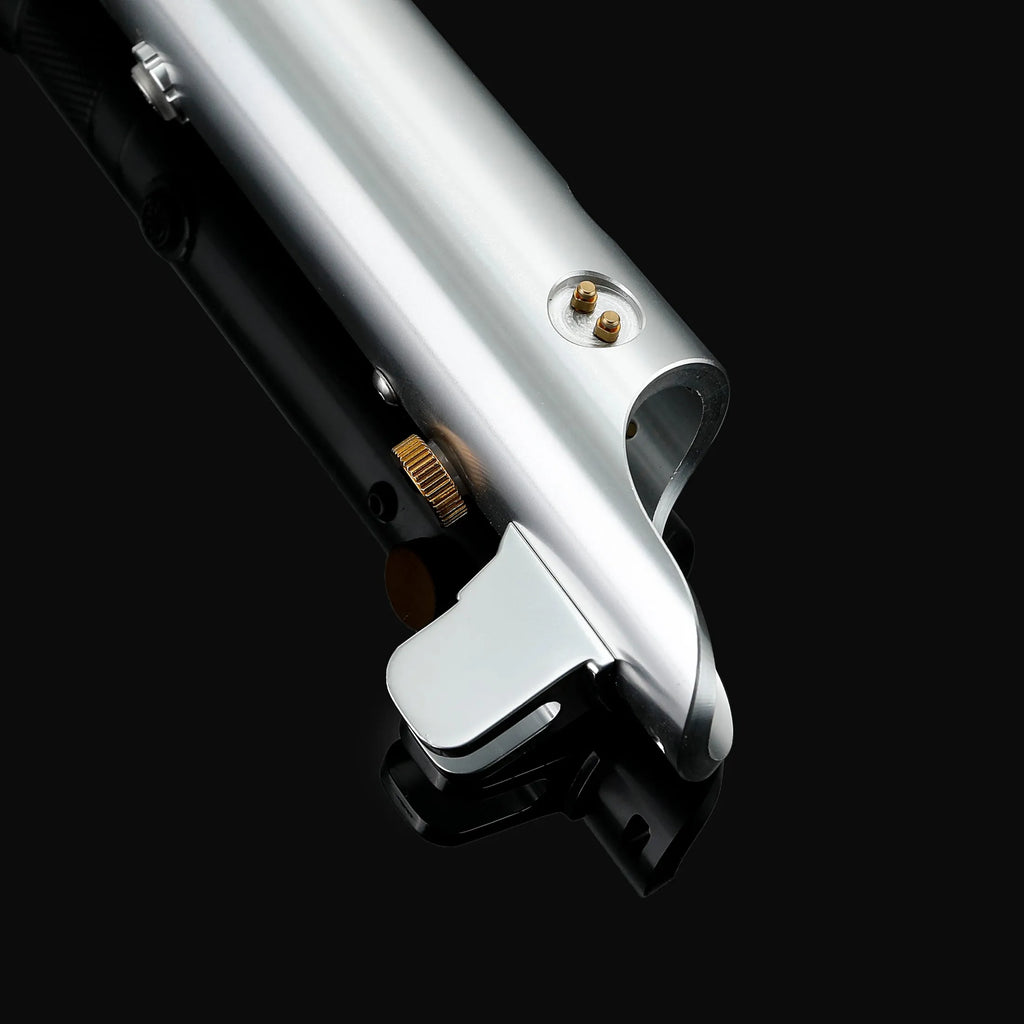 Anakin EE lightsaber - view 4
