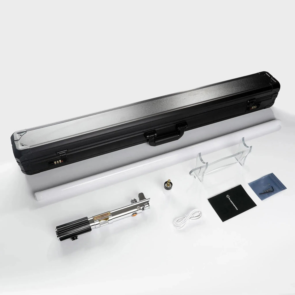 Anakin lightsaber - view 4