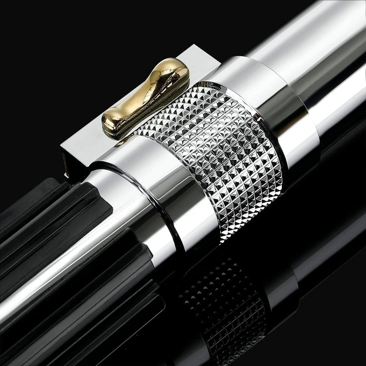 Anakin lightsaber - view 8