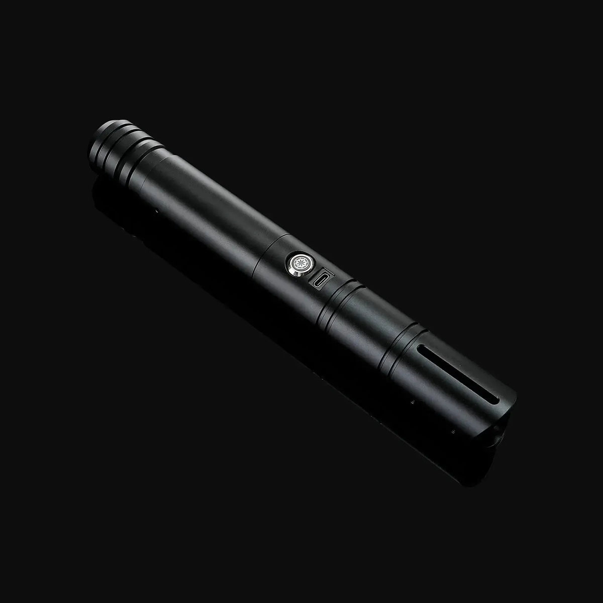 Defender lightsaber - view 7