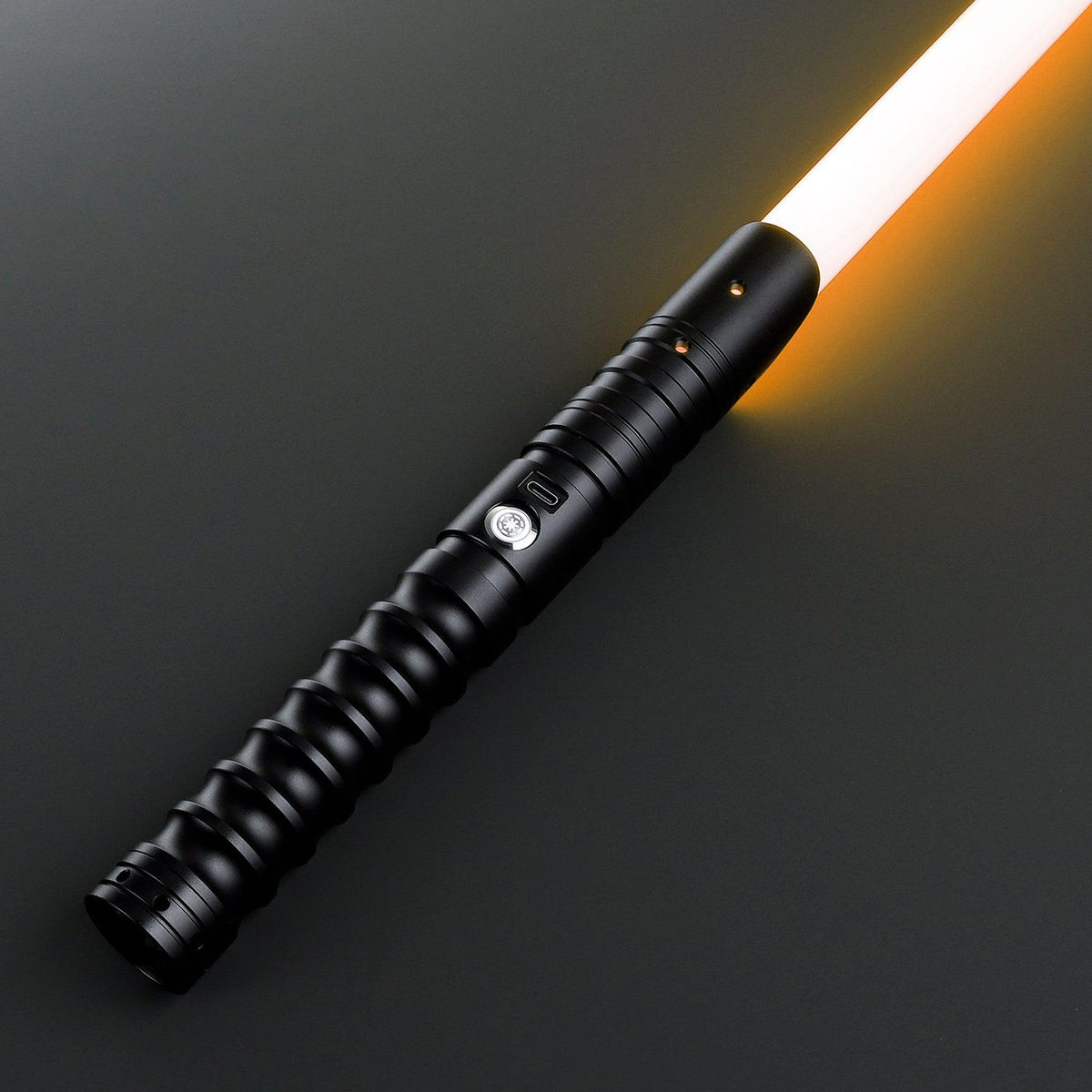 Duelist lightsaber - view 8