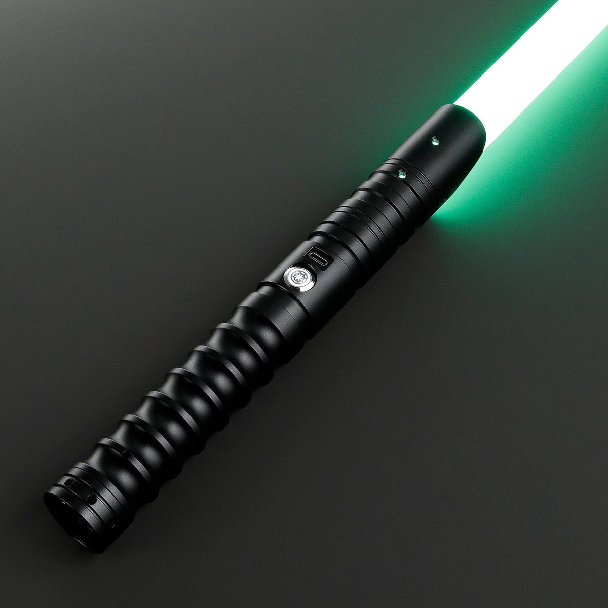Duelist lightsaber - view 10
