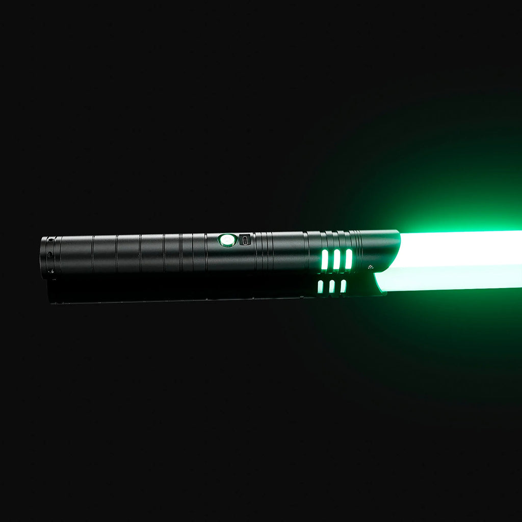 Hunter lightsaber - view 5