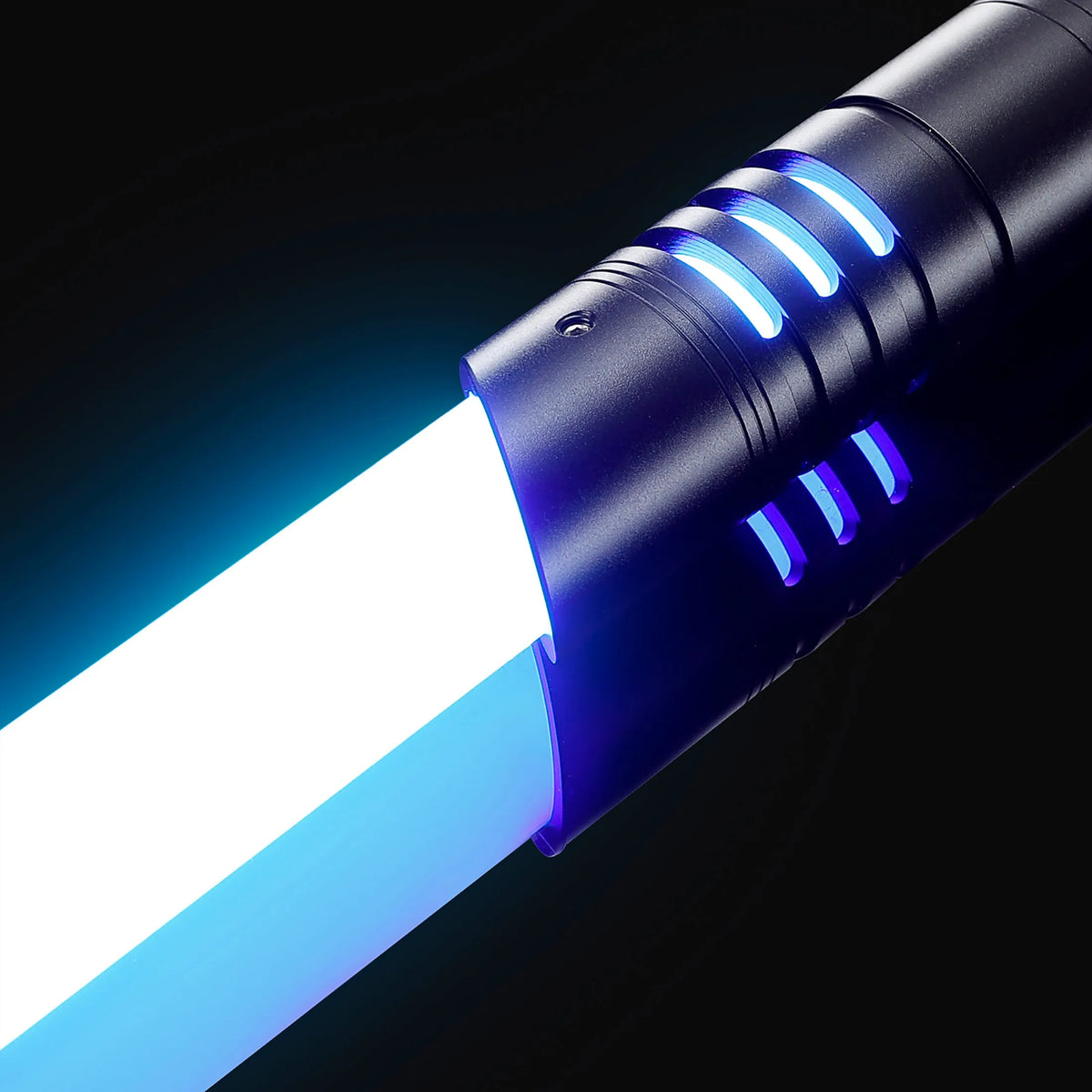 Hunter lightsaber - view 10
