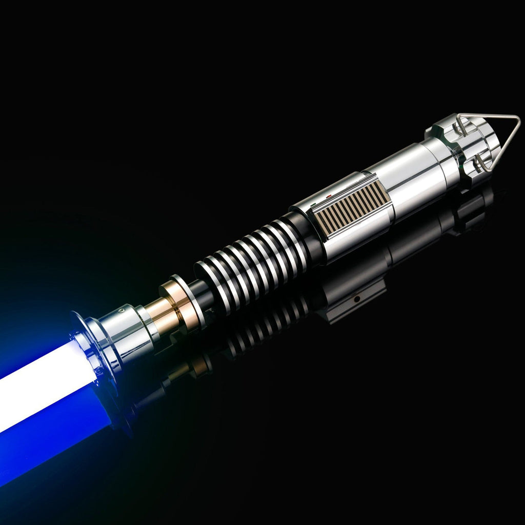 Luke EP6 lightsaber - view 2