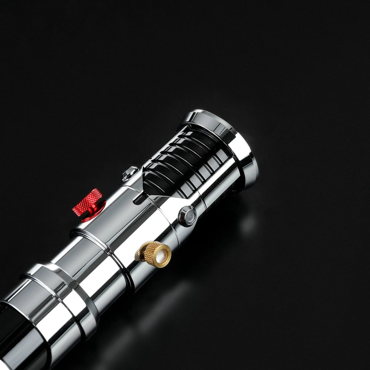 Obi Wan EP1 lightsaber - view 4