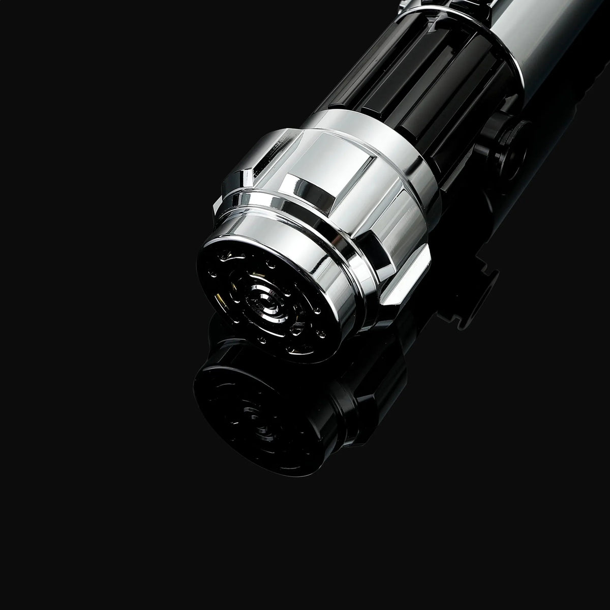 Obi Wan EP3 lightsaber - view 10