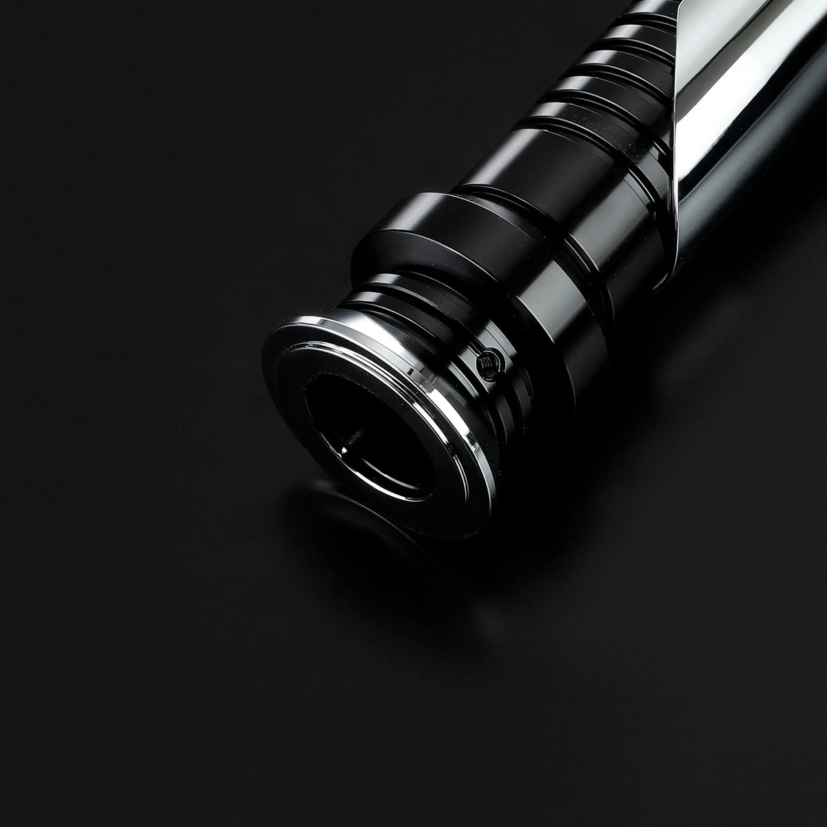 Qui-Gon lightsaber - view 8