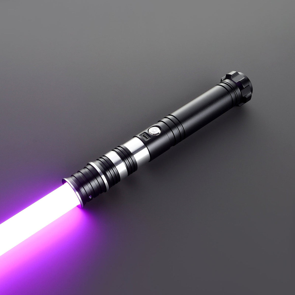 Mystery Apprentice lightsaber - view 2