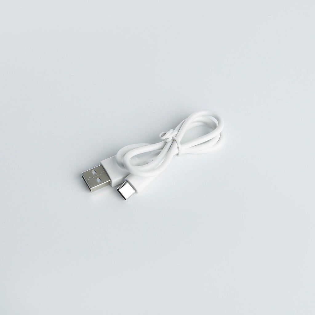 USB-C charging cable - view 3