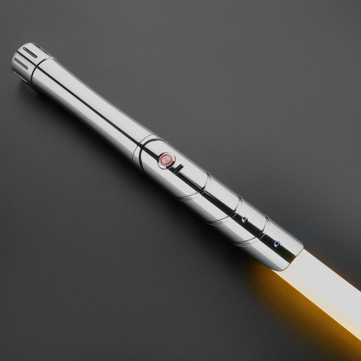 Vindicator lightsaber - view 7