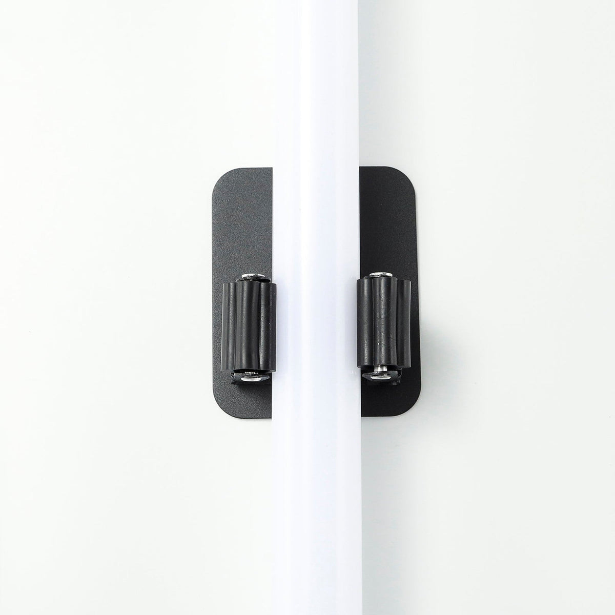 Lightsaber cosplay kit with belt clip, wheel and wall mount